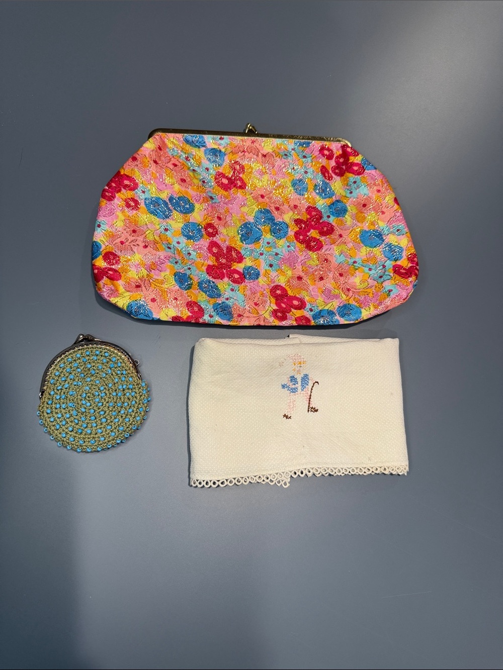 Vintage Snap Purse and Handkerchief